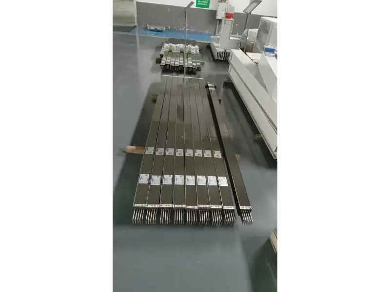 China Busbar Trunking System Factory lancerer IP68-beskyttelsesprodukter til pålidelig strømfordeling i ekstreme miljøer